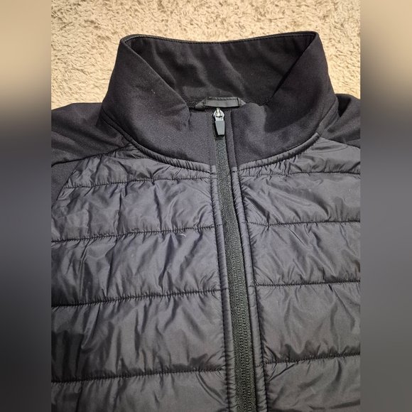 Baleaf Women's Black Lightweight Warm Puffer Vest Lightweight L Like New! - Picture 9 of 16